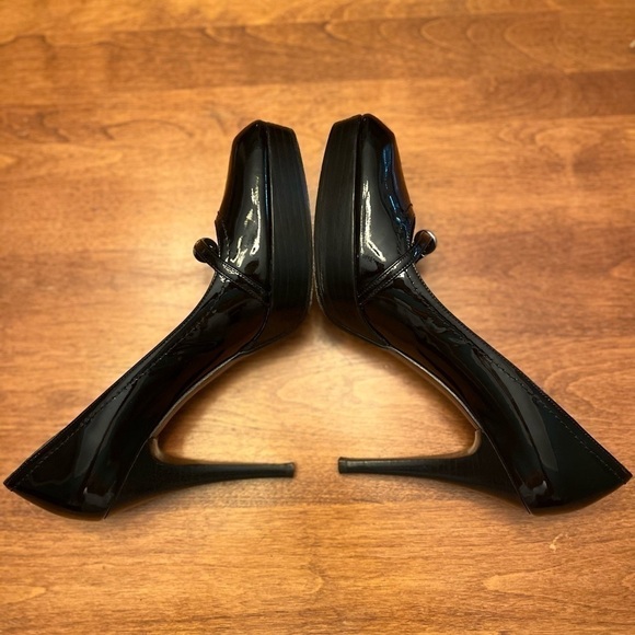 Stuart Weitzman Platform 4.5” Heel Black Patent Ladies Size 9N Beautiful Chic - Picture 11 of 11